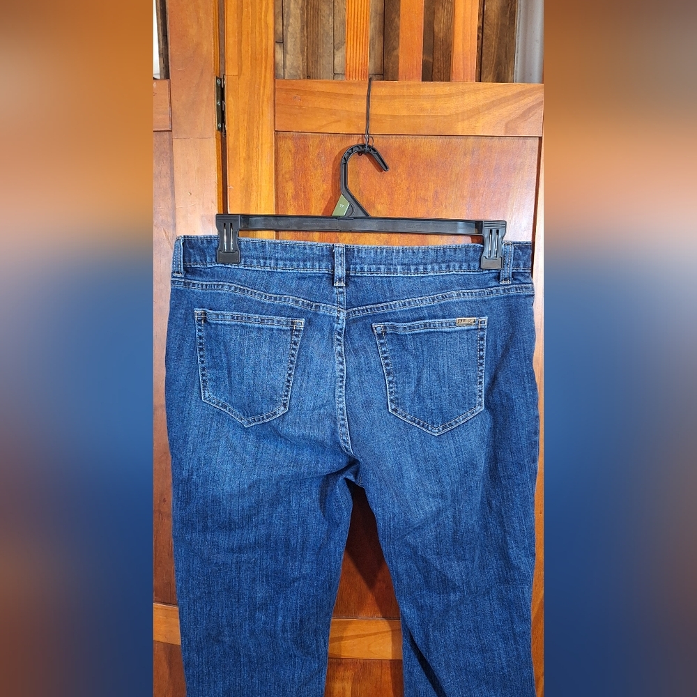 JENNIFER LOPEZ distressed capris Size 14 (36×24) - Picture 6 of 11